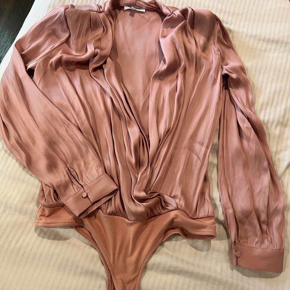 Elegant Pink Women's Blouse